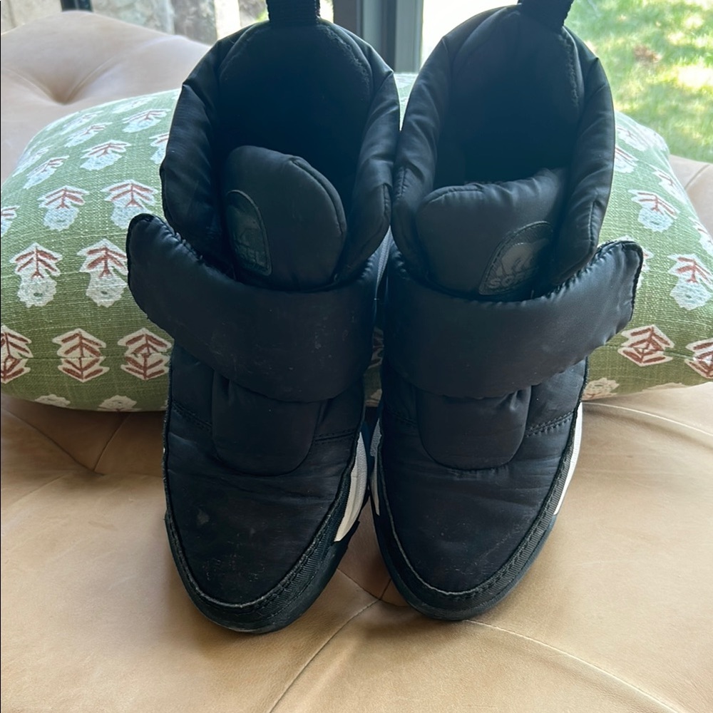 Sorel Black Winter Rain Boots